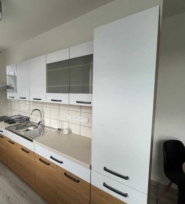 Дава се под наем Тристаен апартамент в Пловдив, Каменица 1 - 95 кв.м за 300 € - Снимка #3