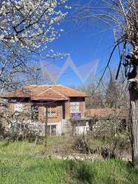 Къща в Варна, област-с.Комарево