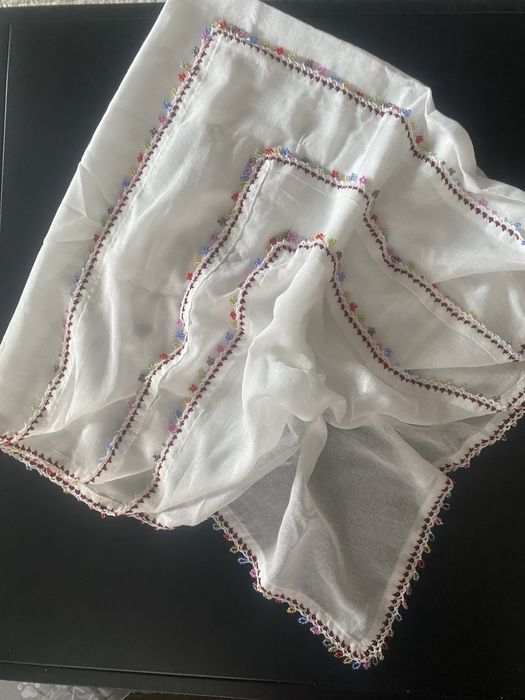 Кърпа, забрадка за носия