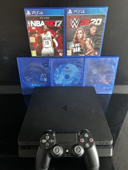 PS4 Slim 500 Gb + 5 jocuri + 1 manetă Stare Excelenta