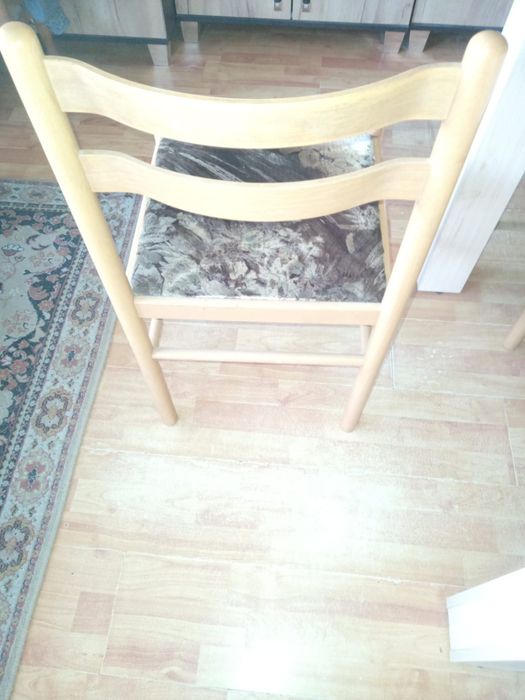 Vând masă living + 6 scaune