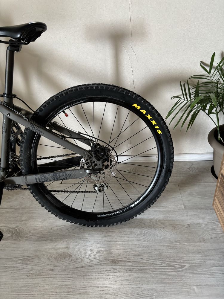 Продавам Cross dexter 26 цола