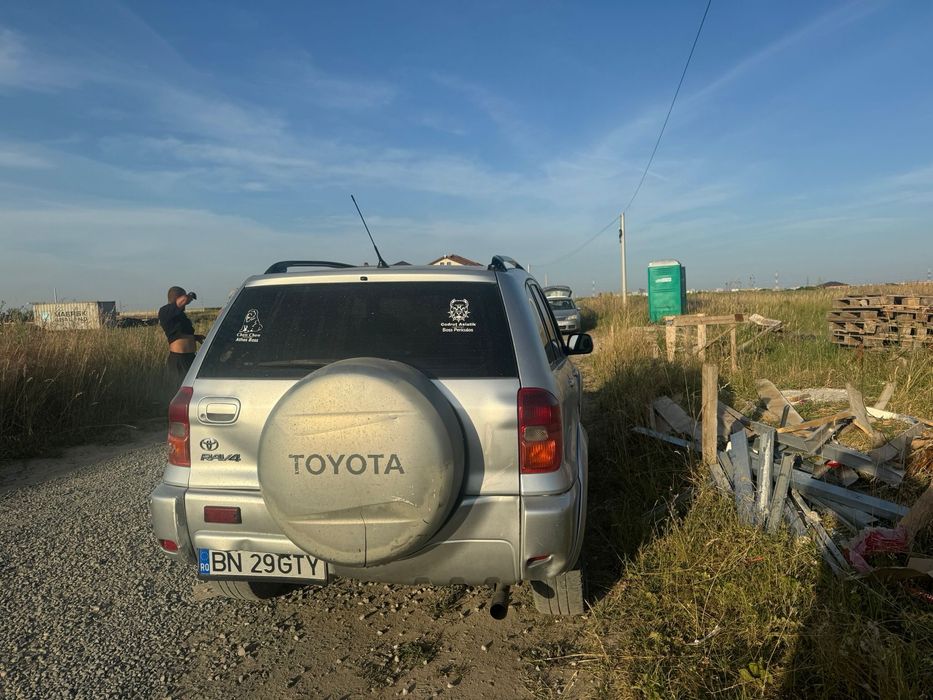 Autoturism Toyota RAV 4
