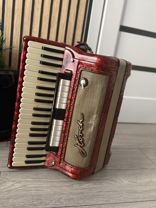 Vand acordeon 120 basi