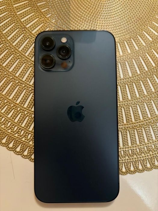 Обменяю на 13 айфон срочно