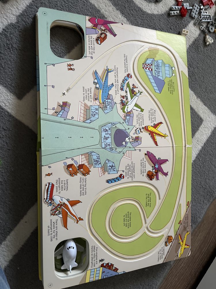 Wind-up Plane Book Usborne