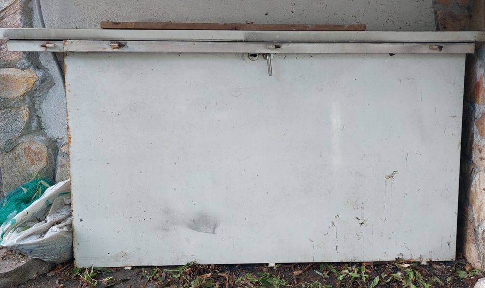 Гаражна врата МЕТАЛНА