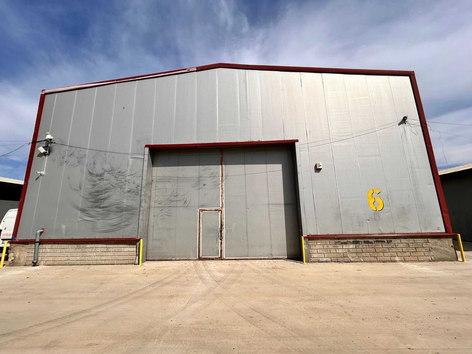 Pantelimon Oras Primarie - Hala de vanzare -1100 mp-610.000 euro