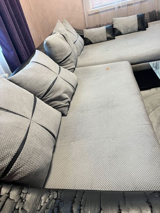 Продавам използван диван