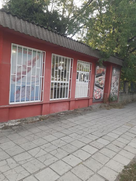Продавам място за бързи закуски