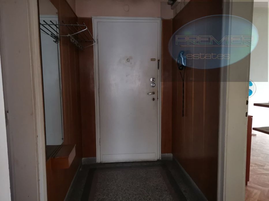 Продава се Тристаен апартамент в Пловдив, Център - 183 кв.м за 1230 €/кв.м - Снимка #2