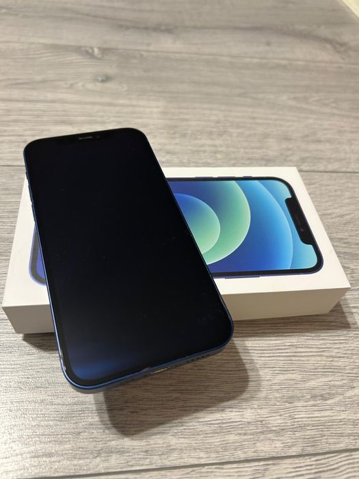 Iphone 12 - stare foarte buna, fără urme vizibile de utilizare