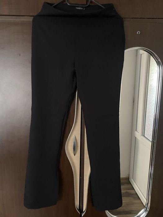 Pantaloni eleganți damă