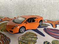 Коллекционная модель Lamborghini Gallardo.