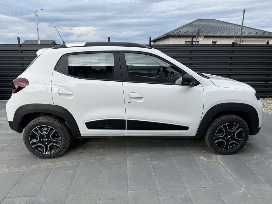 Dacia Spring ESSENTIAL 2024 45cp NU FAC SCHIMB