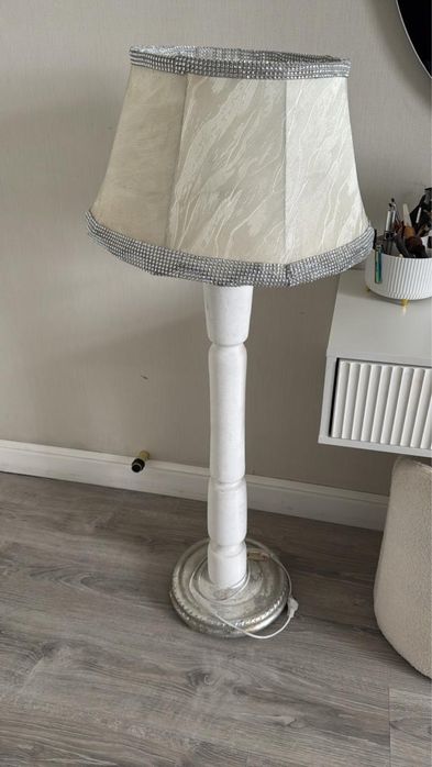 Светильник торшер