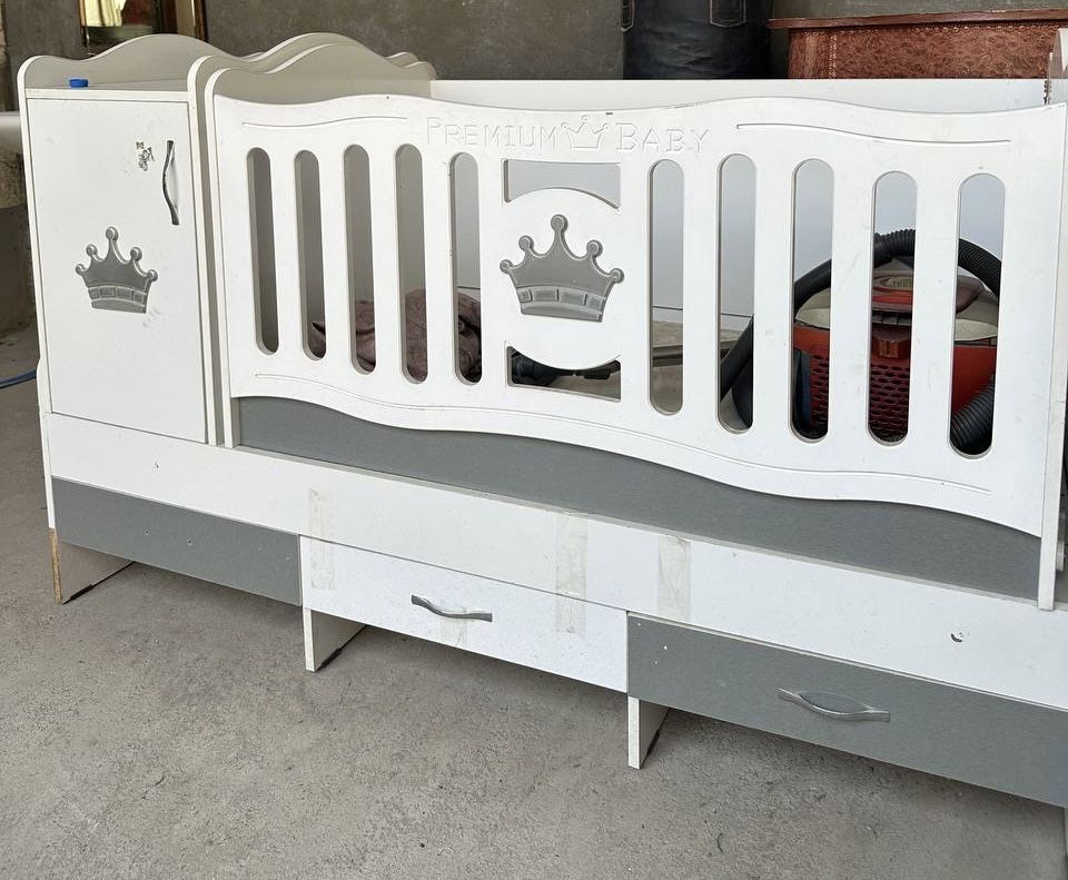 Detskiy mebel kamplekt