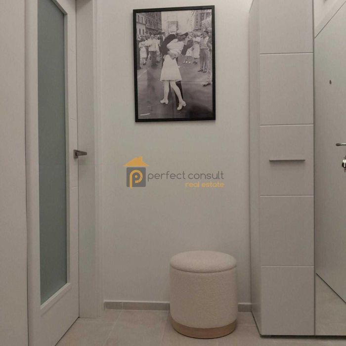 Продава се Двустаен апартамент в Пловдив, Остромила - 70 кв.м за 2215 €/кв.м - Снимка #11