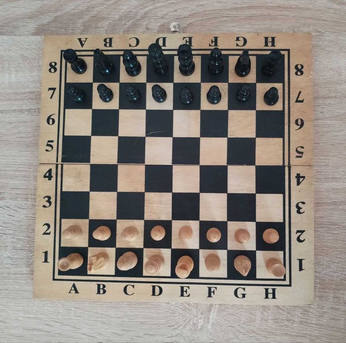 Шахматы деревянные