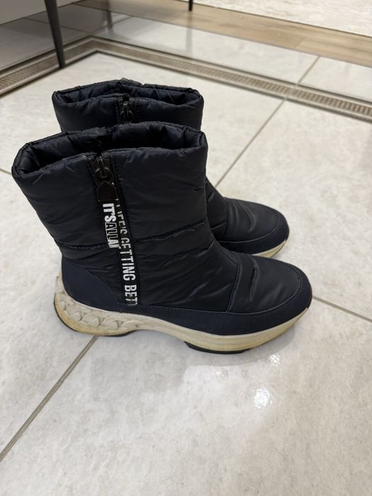 Продам Зимние ботинки отличные