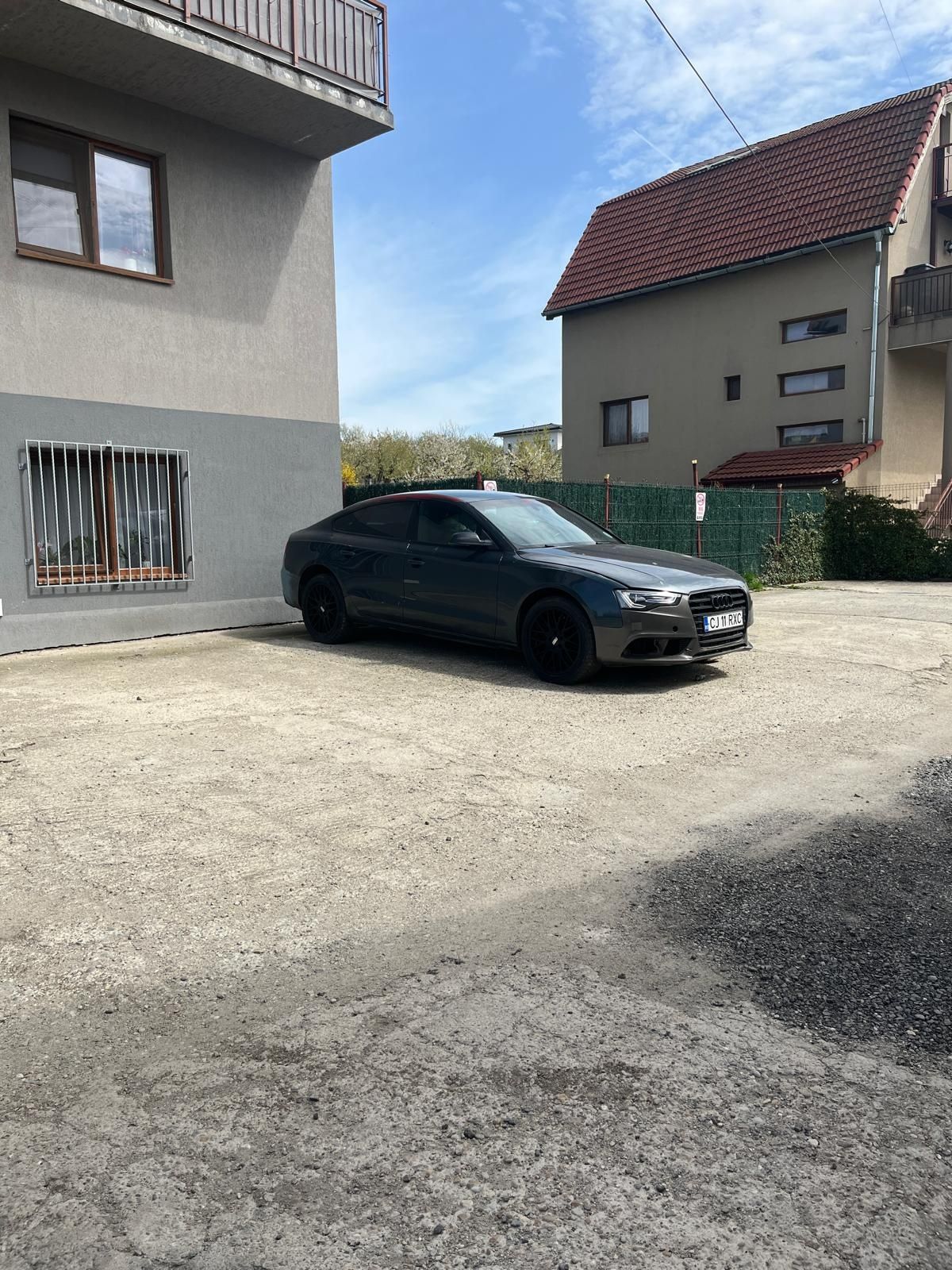 Vand Audi a5  mai multe detalii la telefon