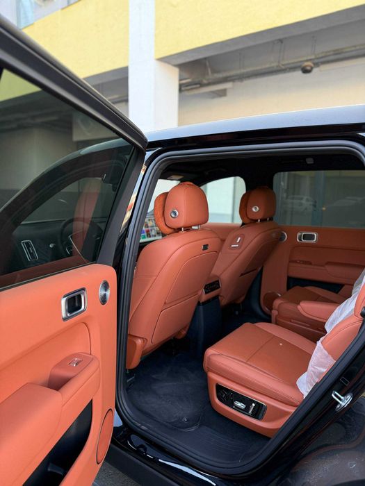 Li9 ultra black/orange