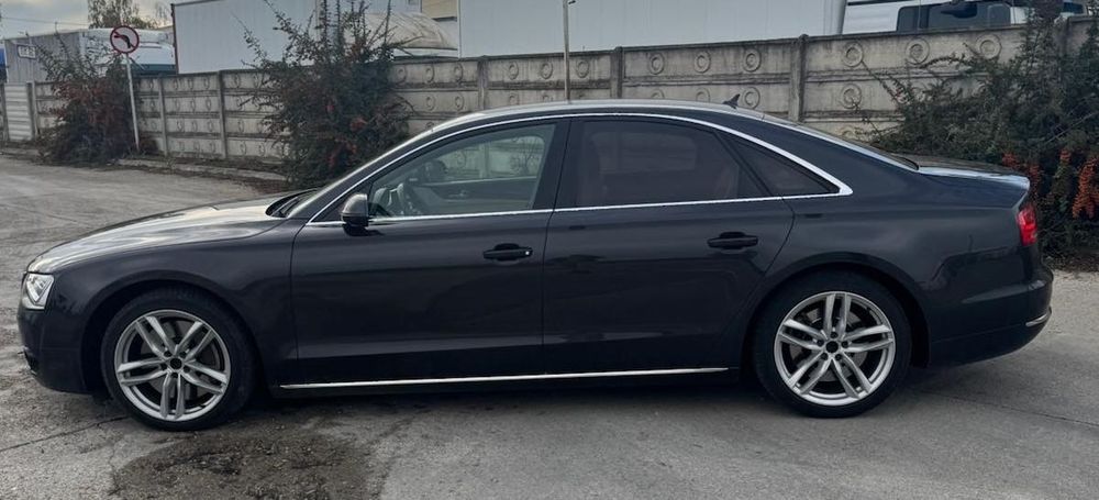 Audi A8 4.2 TDI, quattro, NAVI PLUS, full-service
