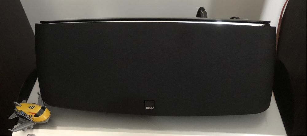 Boxa centrala Dali Fazon LCR - sunet clar si design premium