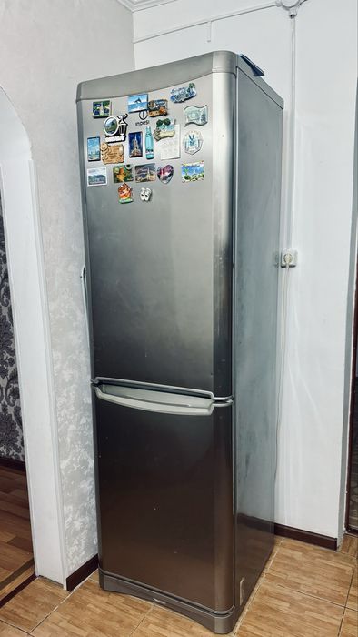 Продам холодильники