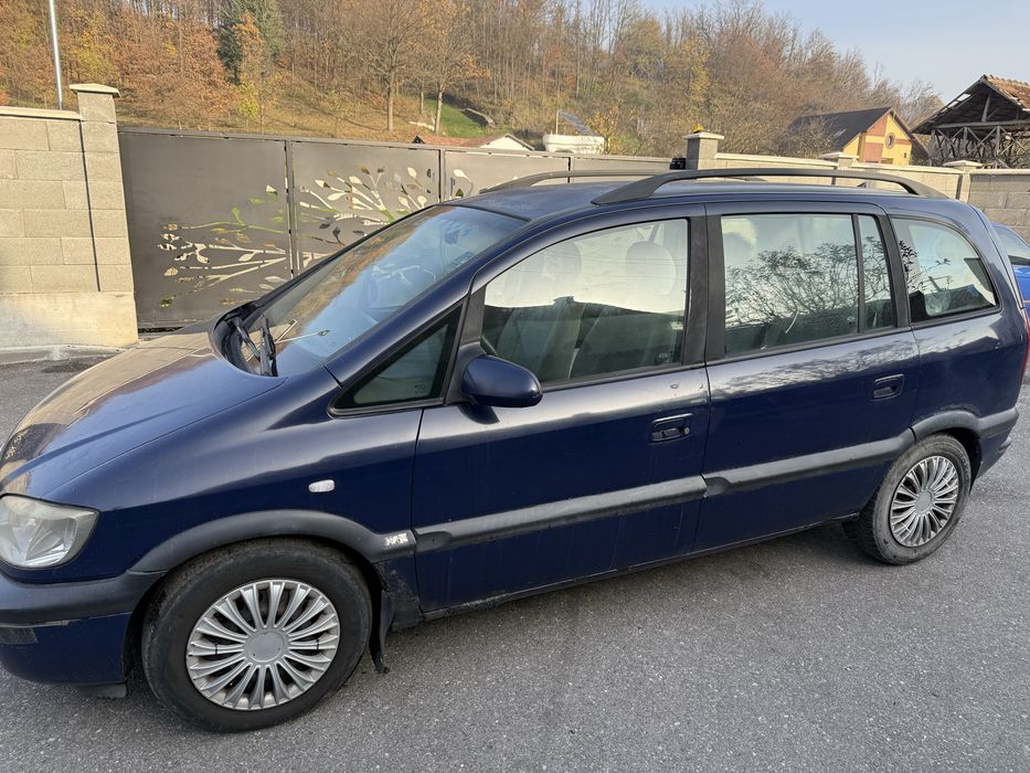Opel Zafira A 2004