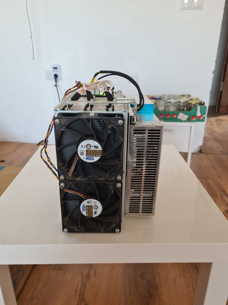 Asic Bitcoin miner btc innosilicon t3+ 57 TH