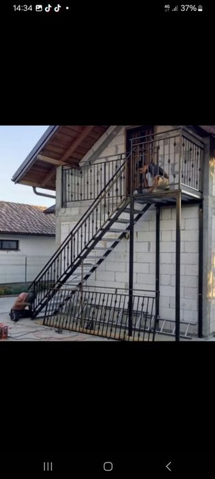 Scara zincate la comanda în toată tara oferim și montaj gratuit