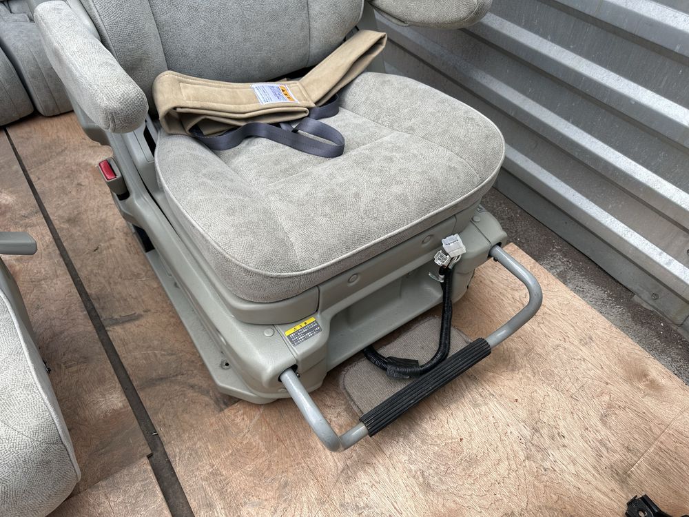 Инвалидное автомобильное выездное электро кресло