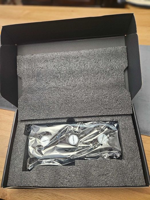 Placa video Gigabyte Radeon RX6800 16GB