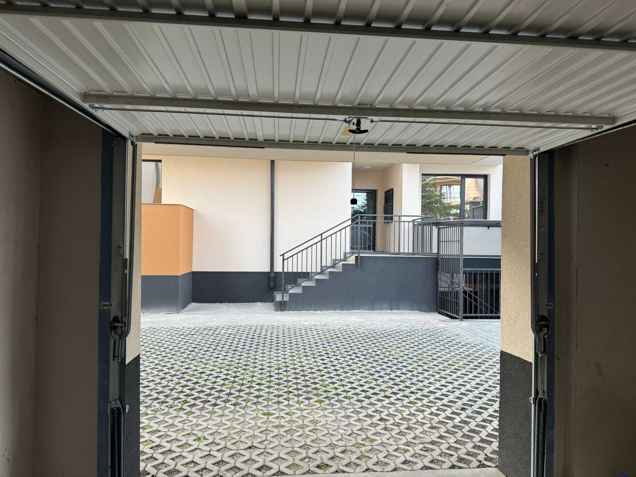 Продава се Гараж / Паркомясто в Търговище, Вароша - 34 кв.м за 755 €/кв.м - Снимка #6