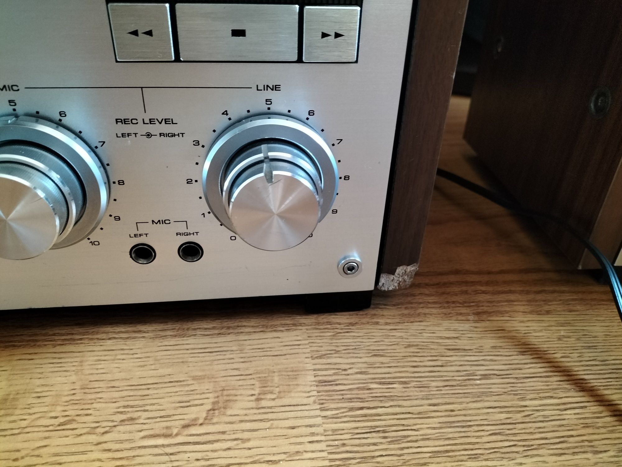 Vând Magnetofon Akai GX635D