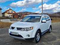 Vand Mitsubishi Outlander motor 2.2 diesel 4x4 la buton an 2009 inmatr