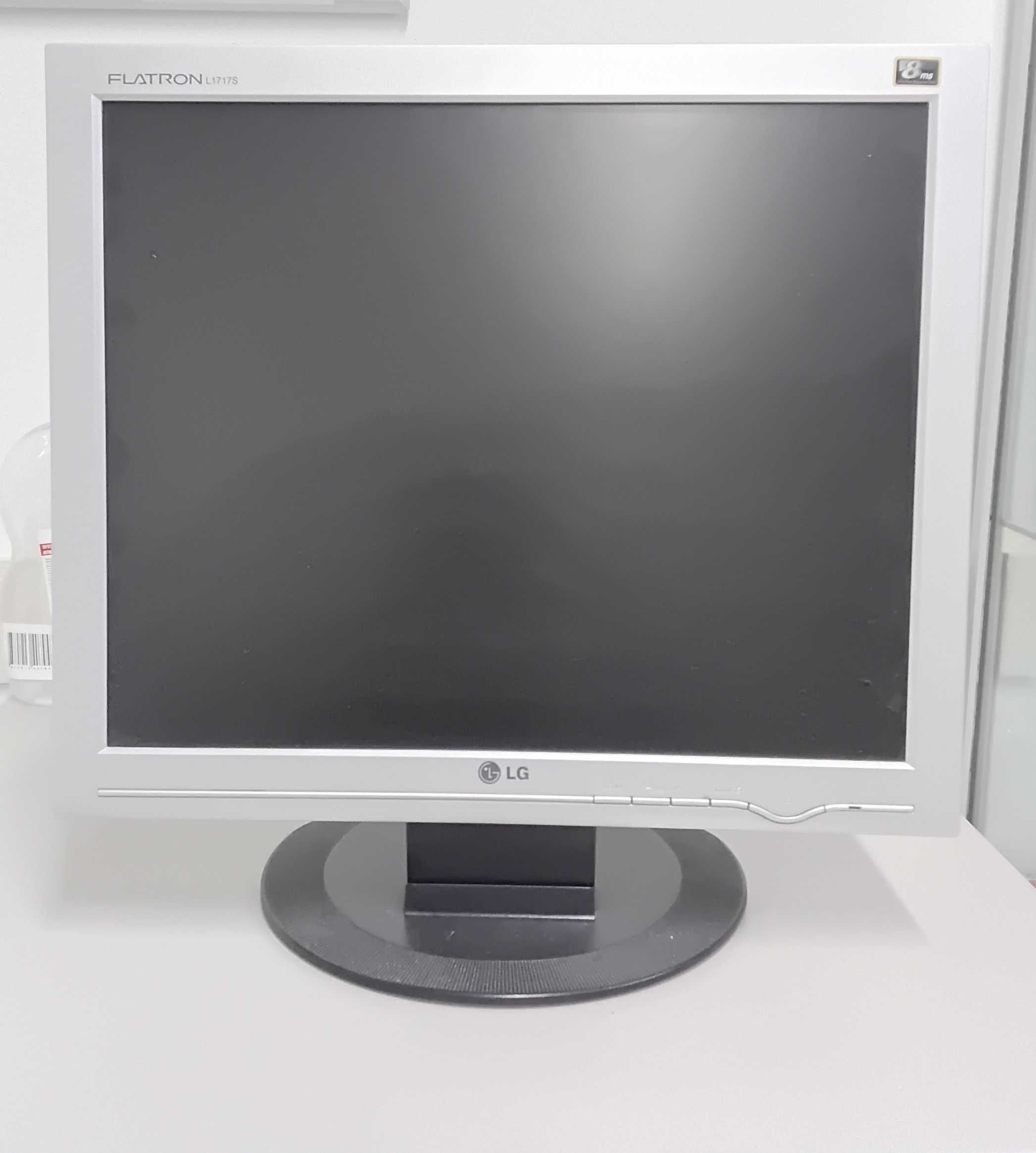 Монитор LG Flatron L1717S б/у