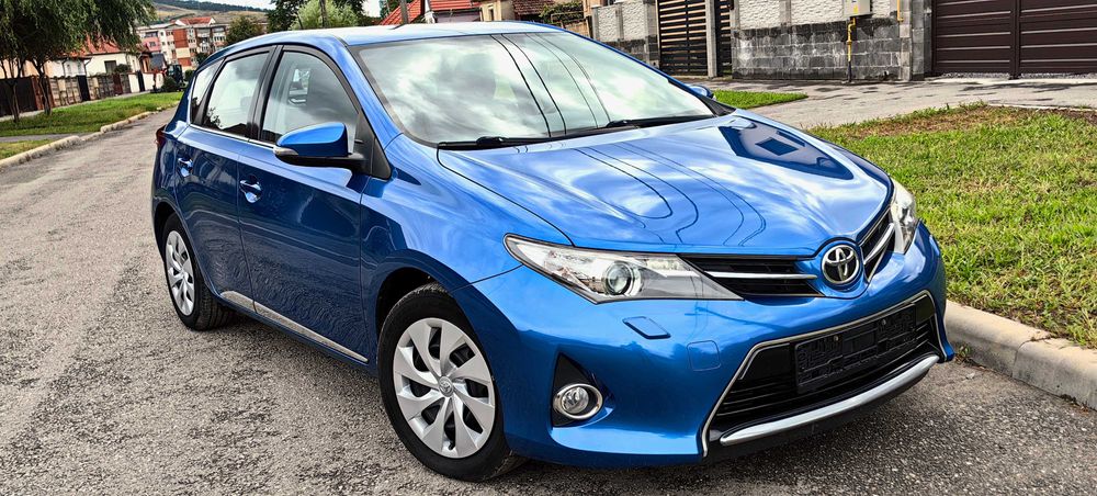 Toyota Auris, benzina, LED, Navi