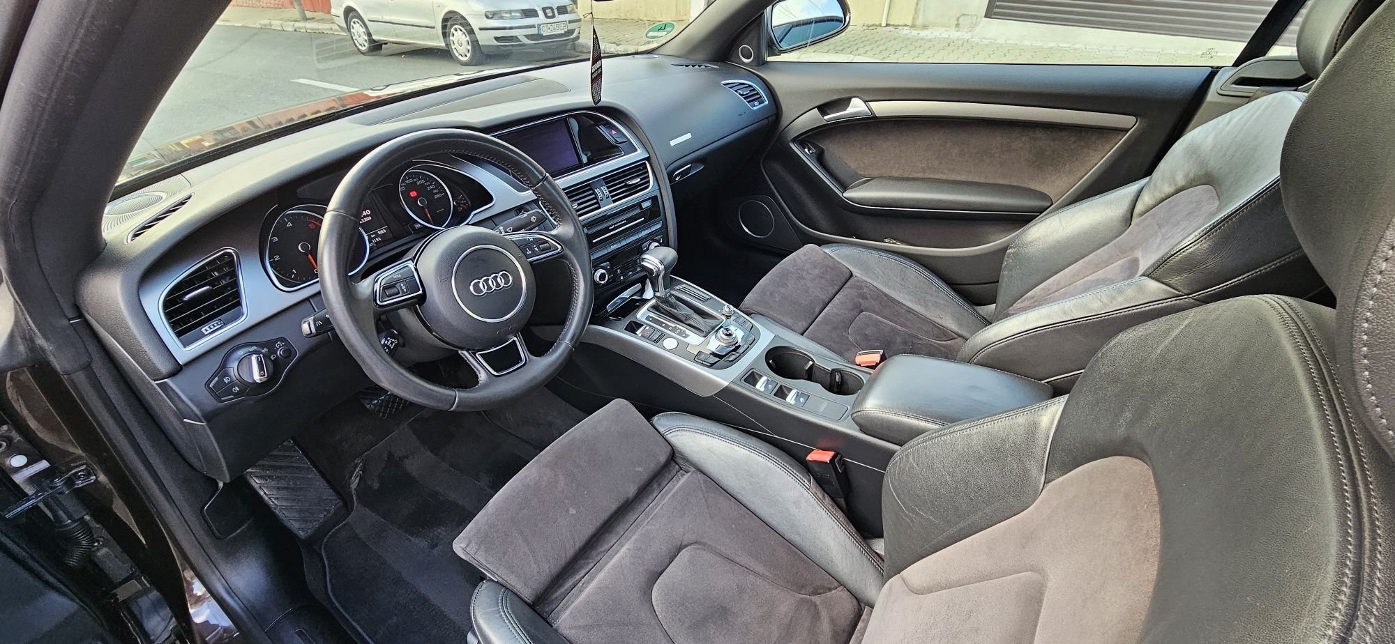 Audi A5 Cabrio , S-line , Bang & Olufsen, RAR Efectuat