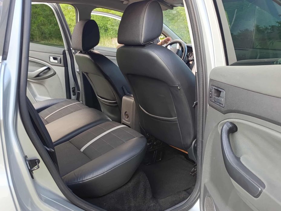 Vând Ford kuga 2.0d 4×4 An 2011 euro5