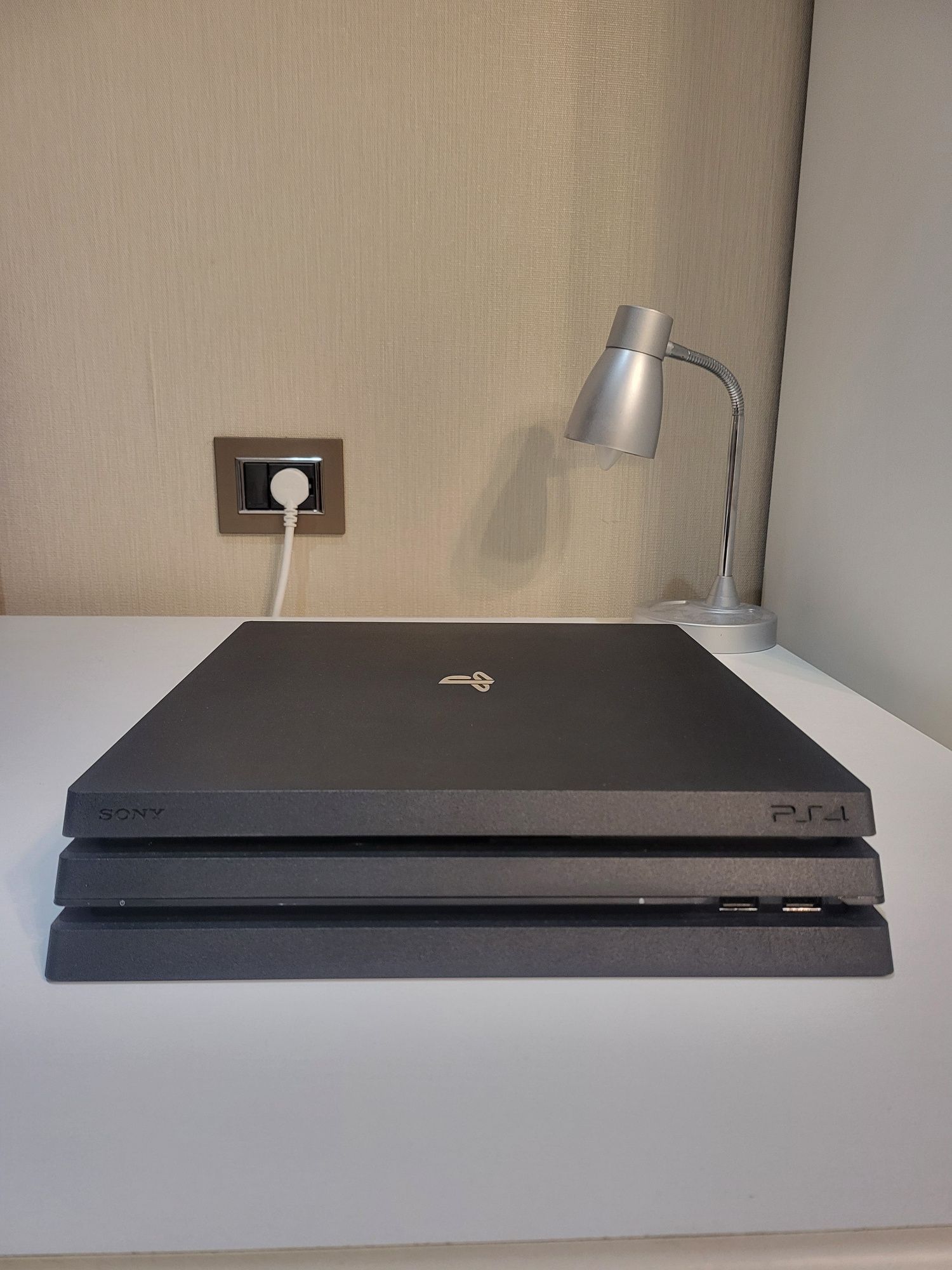 PS4 PRO (Японка)
