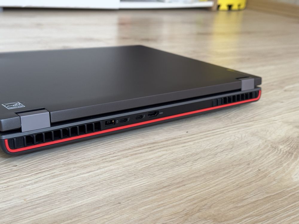 16’QHD+165Hz/i7-13850HX/Tinkpad P16 Gen2/32GB DDR5/1TB SSD/RTX A1000