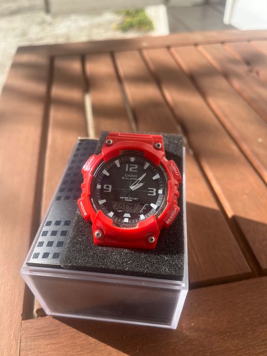 Часовник Casio солар