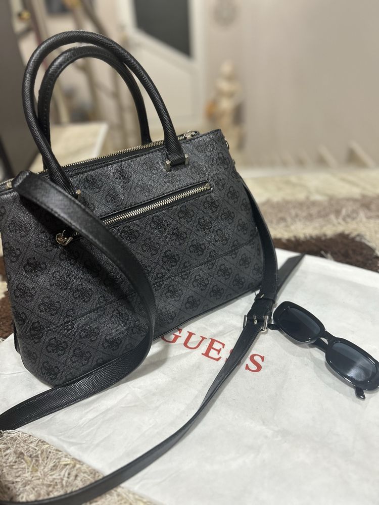 Bolsa Satchel Guess Logo Lux - Дамска Чанта - еко кожа