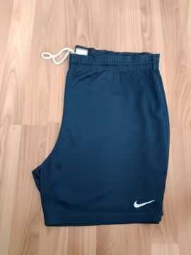 Спортни панталонки Nike (XL)