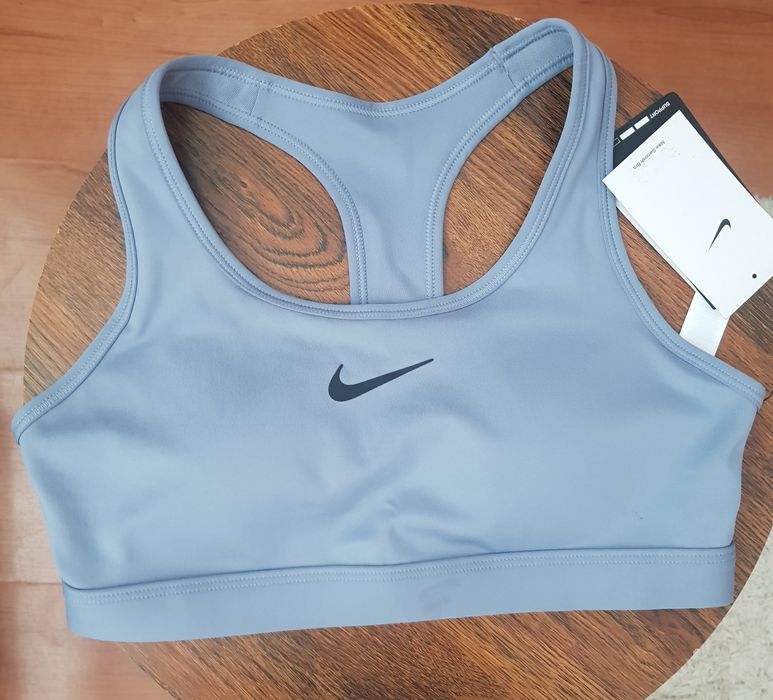Nike оригинални бюстиета