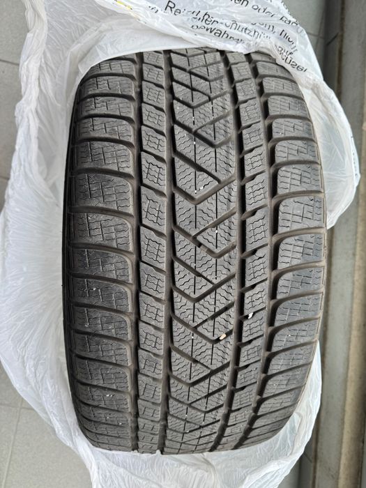 275/40/18 XL PIRELLI Winter Sottozero 3  MO , O anvelopă