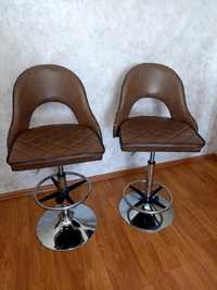 Кресло макияжное 2 шт за одно кресло 35000или можно использовать как б