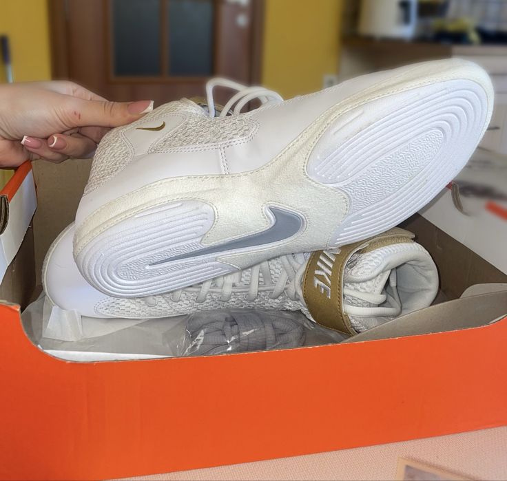 Борцови кецове Nike